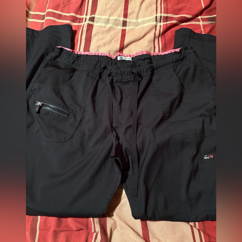 Black koi scrub bottoms